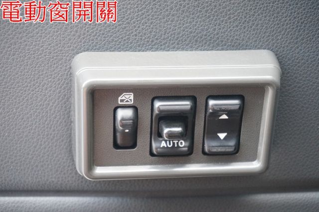 得利卡貨車.一手車.只跑1萬.里程保證.全車100%原鈑件.車美如新.零頭款.可全額貸  第16張相片