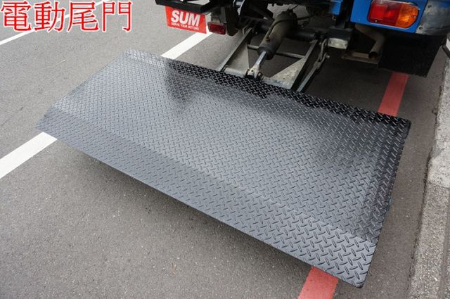 得利卡貨車(自排.電動尾門).一手車.只跑2萬.里程保證.全車100%原鈑件.車美如新.零頭款.可全額貸  第5張相片