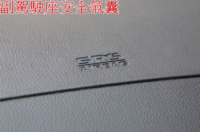 豪華型.鋁圈.後座空調.一手車.只跑4萬.全程原廠保養.全車100%原版件.車美如新.零頭款.可全額貸  第17張相片
