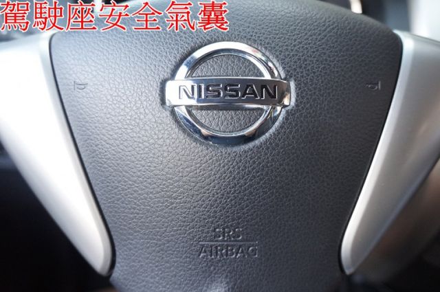 影音系統.一手車.只跑2萬.全程原廠保養.全車100%原鈑件.車美如新.零頭款.可全額貸  第15張相片