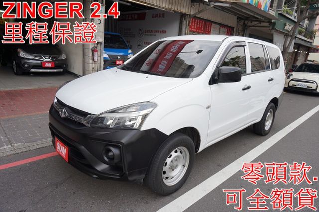 一手車.只跑6萬.里程保證.全車100%原版件.車美如新.零頭款.可全額貸  第1張相片