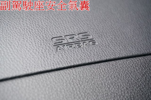 一手車.只跑6萬.里程保證.全車100%原版件.車美如新.零頭款.可全額貸  第15張相片