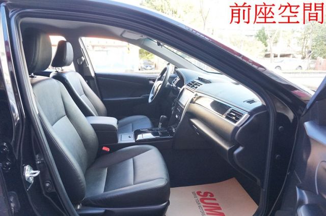 一手車.只跑3萬.全程原廠保養.全車100%原鈑件.車美如新.零頭款.可全額貸  第6張相片