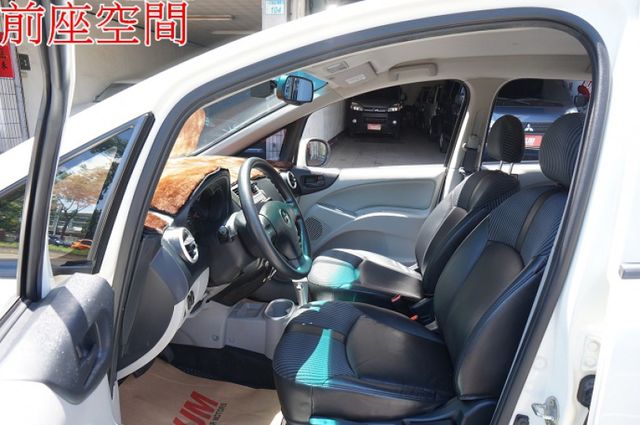 女用一手車.只跑5萬.里程保證.全車100%原版件.車美如新.零頭款.可全額貸  第6張相片