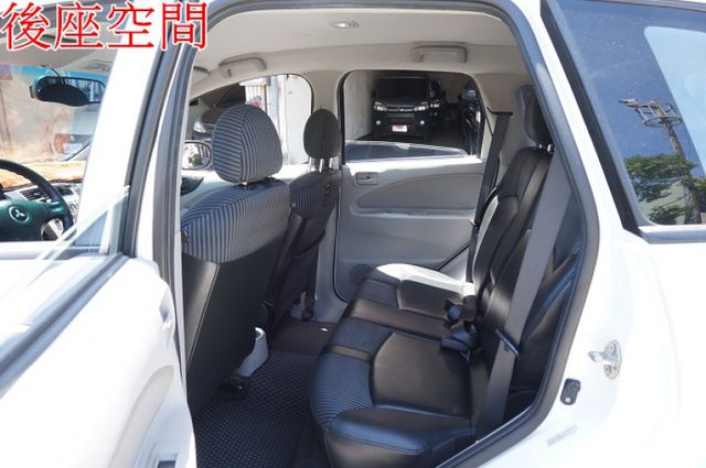 女用一手車.只跑5萬.里程保證.全車100%原版件.車美如新.零頭款.可全額貸  第7張相片