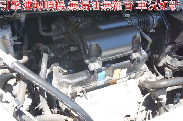 女用一手車.只跑5萬.里程保證.全車100%原版件.車美如新.零頭款.可全額貸  第11張相片