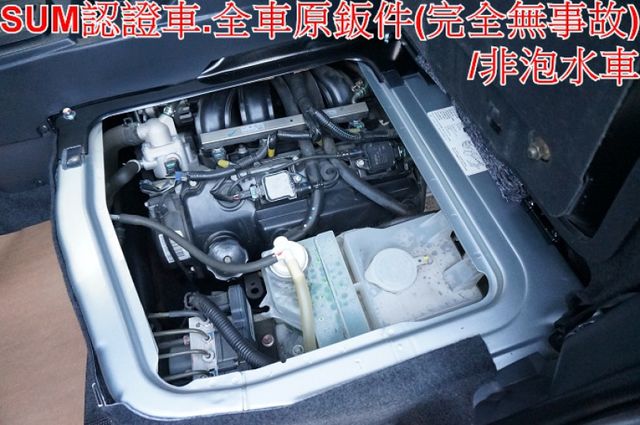 菱利廂車A180(自排).一手車.只跑2萬.全車100%原鈑件.車美如新.新車保固中.零頭款.可全額貸  第10張相片