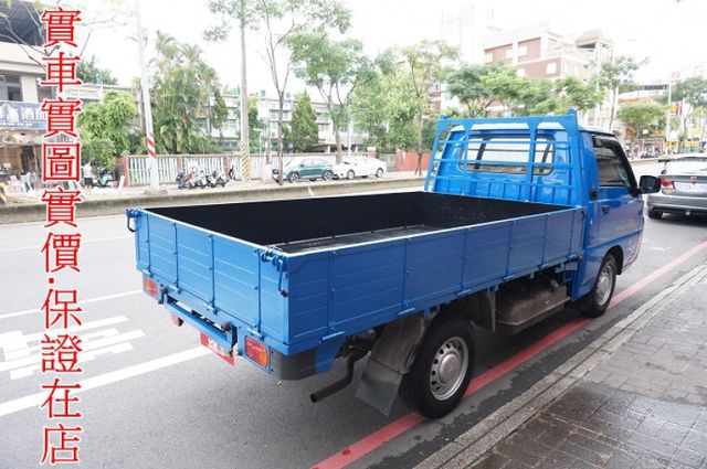 得利卡貨車(自排).一手車.只跑4萬.里程保證.全車100%原鈑件.車美如新.零頭款.可全額貸  第4張相片