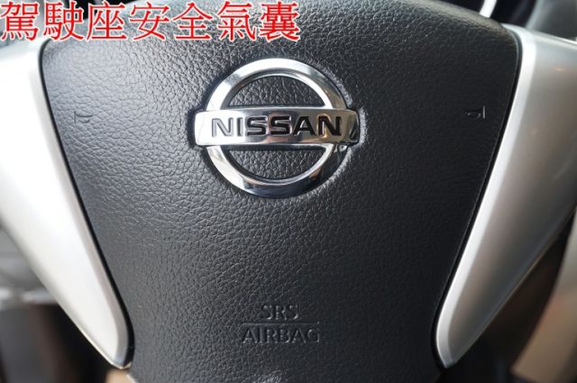 一手車.只跑6萬.里程保證.全車100%原鈑件.車美如新.零頭款.可全額貸  第15張相片