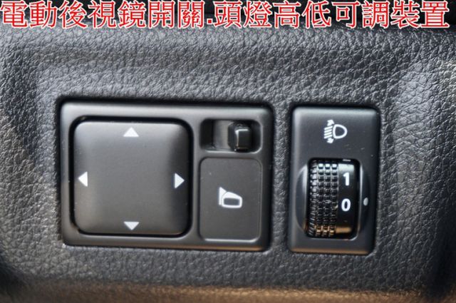 一手車.只跑6萬.里程保證.全車100%原鈑件.車美如新.零頭款.可全額貸  第20張相片