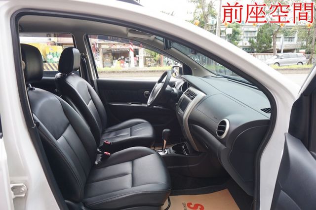 I-KEY.恆溫.盲點.藍芽.抬頭顯示器.女用一手車.只跑4萬.全車100%原鈑件.車美如新.零頭款.可全額貸  第6張相片