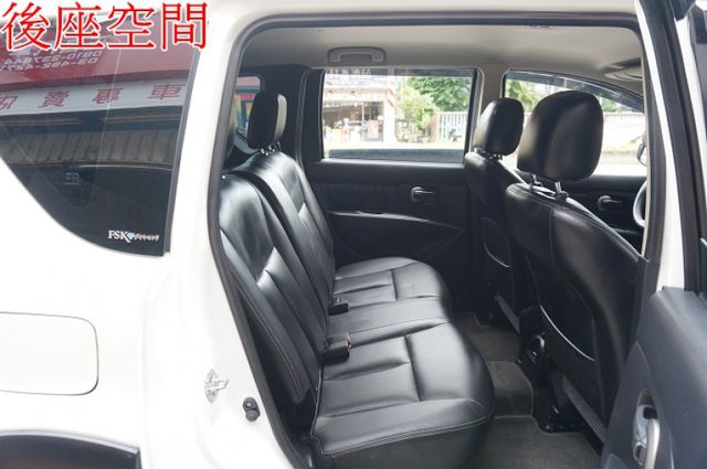 I-KEY.恆溫.盲點.藍芽.抬頭顯示器.女用一手車.只跑4萬.全車100%原鈑件.車美如新.零頭款.可全額貸  第7張相片