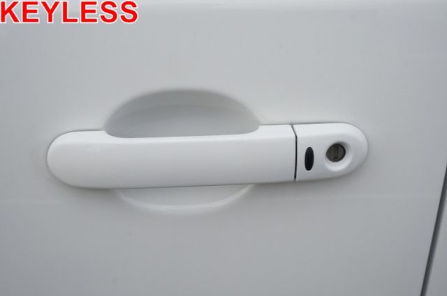 I-KEY.恆溫.盲點.藍芽.抬頭顯示器.女用一手車.只跑4萬.全車100%原鈑件.車美如新.零頭款.可全額貸  第15張相片