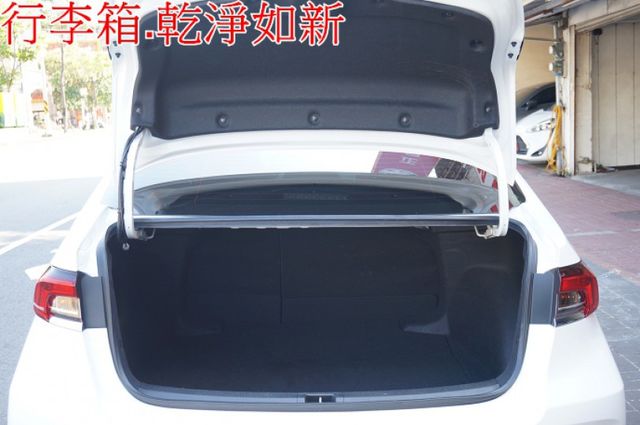 I-KEY.盲點.9安.ACC跟車.LTA車道循跡.一手車.只跑8千.全車100%原鈑件.原廠保固中.零頭款.可全貸  第8張相片