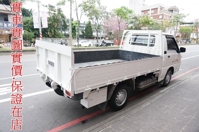 得利卡貨車(自排.電動尾門).一手車.只跑5萬.里程保證.全車100%原鈑件.車美如新.零頭款.可全額貸  第4張相片