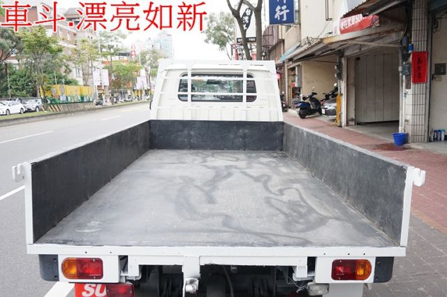 得利卡貨車(自排.電動尾門).一手車.只跑5萬.里程保證.全車100%原鈑件.車美如新.零頭款.可全額貸  第6張相片