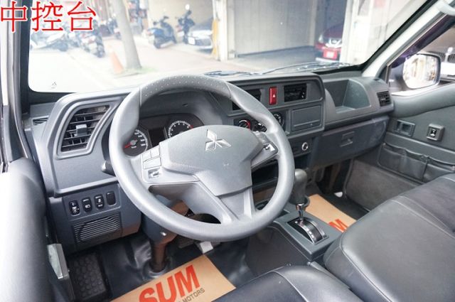 得利卡貨車(自排.電動尾門).一手車.只跑5萬.里程保證.全車100%原鈑件.車美如新.零頭款.可全額貸  第7張相片