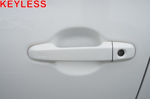 八氣囊.車道偏移.前車碰撞預警.一手車.只跑5萬.全車100%原鈑件.原廠保固中.零頭款.可全貸  第14張相片