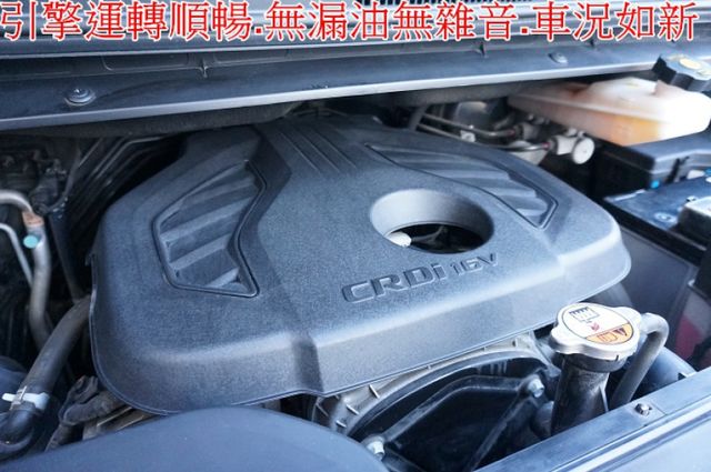 影音系統.八人座.一手車.只跑10萬.里程保證.全車100%原鈑件.車美如新.零頭款.可全額貸  第13張相片