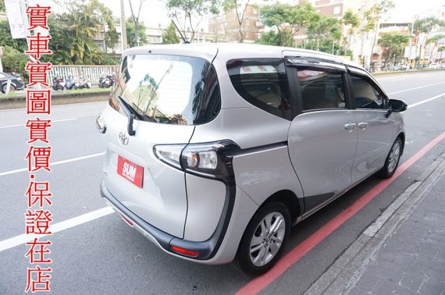 八氣囊.車道偏移.前車碰撞預警.一手車.只跑4萬.全車100%原鈑件.原廠保固中.零頭款.可全貸  第4張相片
