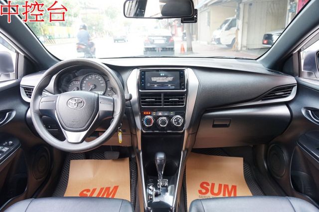 一手車.只跑1萬.全車100%原鈑件.車美如新.原廠保固中.零頭款.可全額  第5張相片