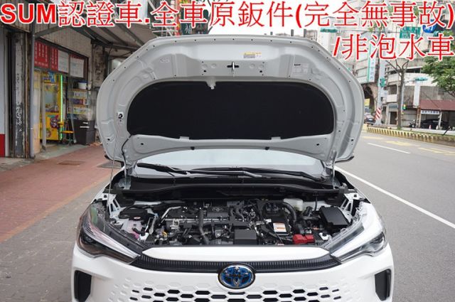 油電版.2026年式.LED頭燈.一手車.只跑4千.全車100%原鈑件.車美如新.原廠保固中.零頭款.可全額貸  第9張相片