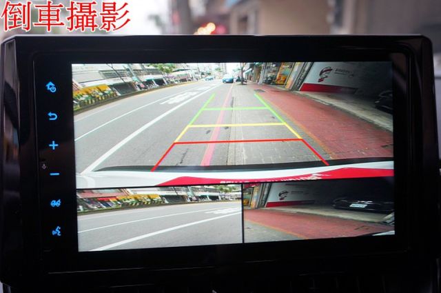油電版.2026年式.LED頭燈.一手車.只跑4千.全車100%原鈑件.車美如新.原廠保固中.零頭款.可全額貸  第20張相片