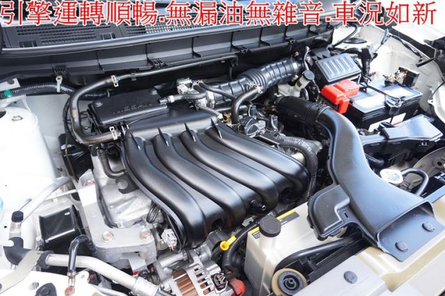 一手車.只跑4萬.里程保證.全車100%原鈑件.車美如新.零頭款.可全額  第11張相片