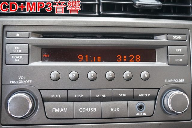 一手車.只跑4萬.里程保證.全車100%原鈑件.車美如新.零頭款.可全額  第18張相片