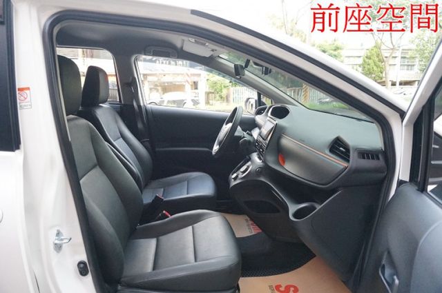 影音.八氣囊.車道偏移.前車碰撞預警.一手車.只跑4萬.全車100%原鈑件.車美如新.原廠保固中.零頭款.可全額  第6張相片