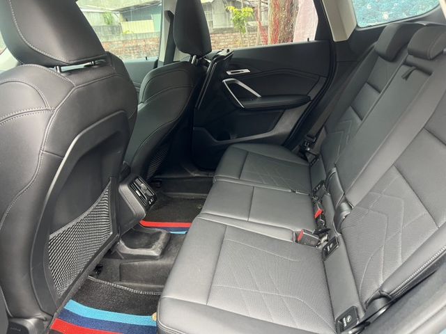 sDrive20i xLine版 一手車 原鈑件 跑2.9萬公里 原廠保養 里程保證 新車保固中  第4張相片