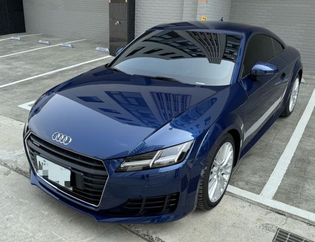 45 TFSI quattro 原鈑件 跑5.4萬公里 原廠保養 里程保證 內外漂亮 全車原廠無改、無晶片  第2張相片