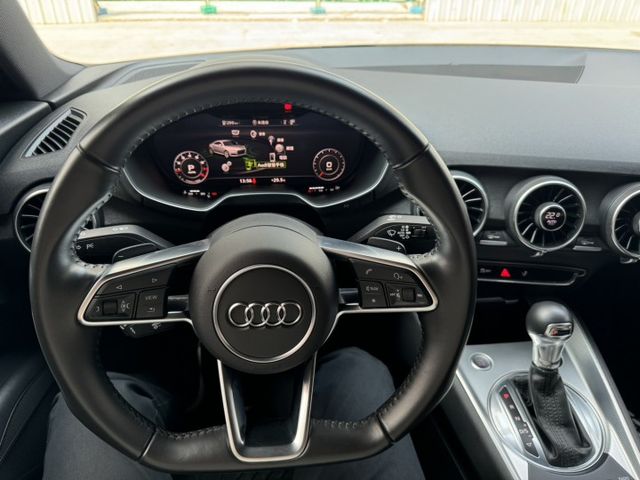 45 TFSI quattro 原鈑件 跑5.4萬公里 原廠保養 里程保證 內外漂亮 全車原廠無改、無晶片  第6張相片