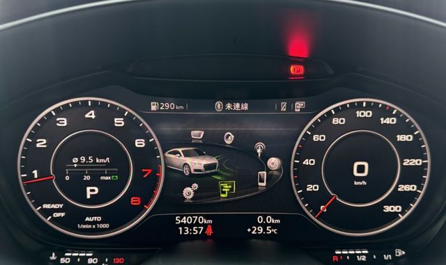45 TFSI quattro 原鈑件 跑5.4萬公里 原廠保養 里程保證 內外漂亮 全車原廠無改、無晶片  第8張相片