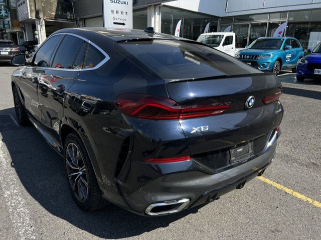 M-Sport 總代理 一手車 原版件 跑5.8萬公里 原廠保養 里程保證  第4張相片