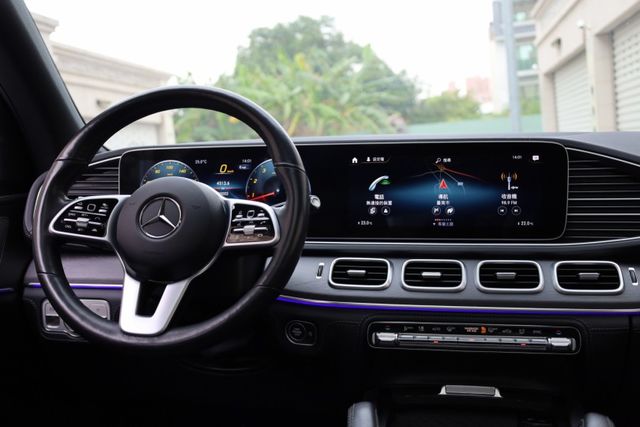 GLE350 汽油 23P跟車系統 全景天窗 柏林之音 雙螢幕  第14張相片