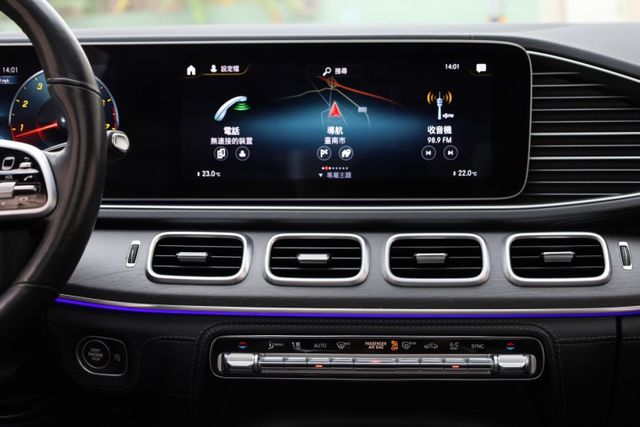 GLE350 汽油 23P跟車系統 全景天窗 柏林之音 雙螢幕  第16張相片