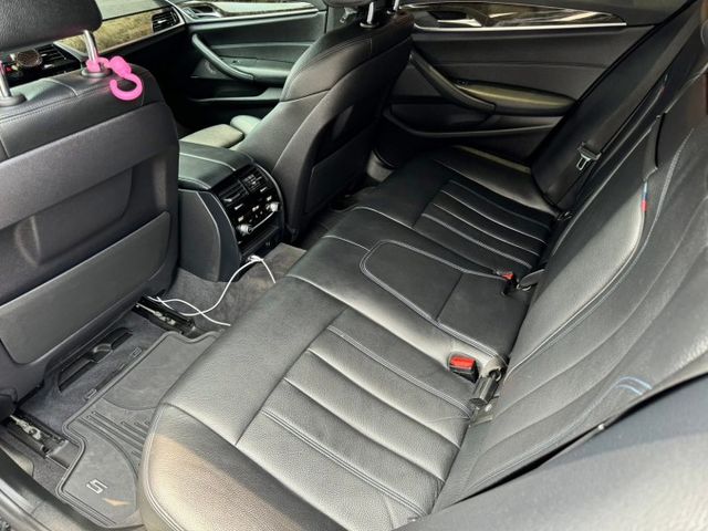 M版 車美 配備好 內外氣氛漂亮 沒有煙味 原鈑件 跑7.9萬公里 定期保養 里程保證 保養紀錄有留  第8張相片