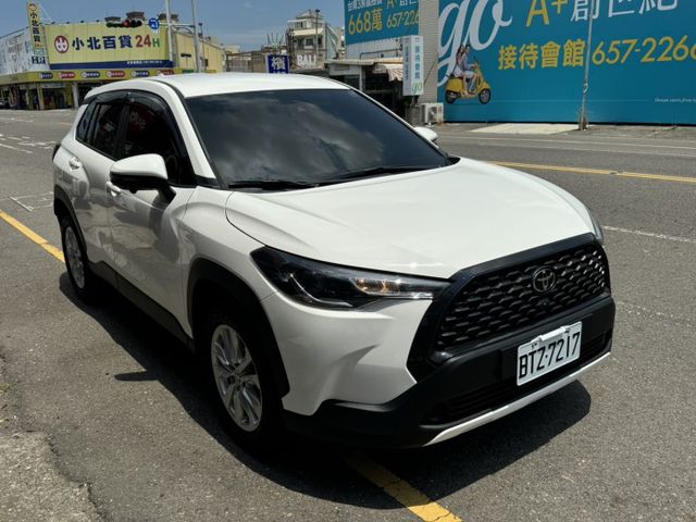 豪華影音版 一手車 原鈑件 跑1.2萬公里 原廠保養 里程保證 新車保固中  第1張相片
