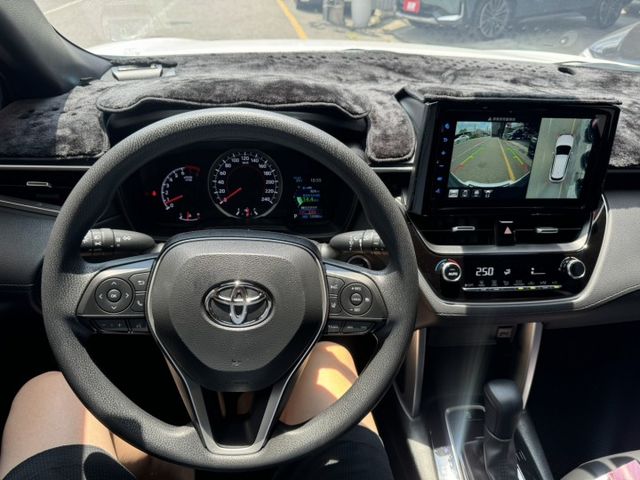 豪華影音版 一手車 原鈑件 跑1.2萬公里 原廠保養 里程保證 新車保固中  第5張相片