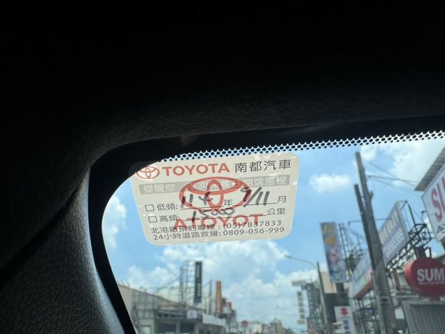 豪華影音版 一手車 原鈑件 跑1.2萬公里 原廠保養 里程保證 新車保固中  第8張相片