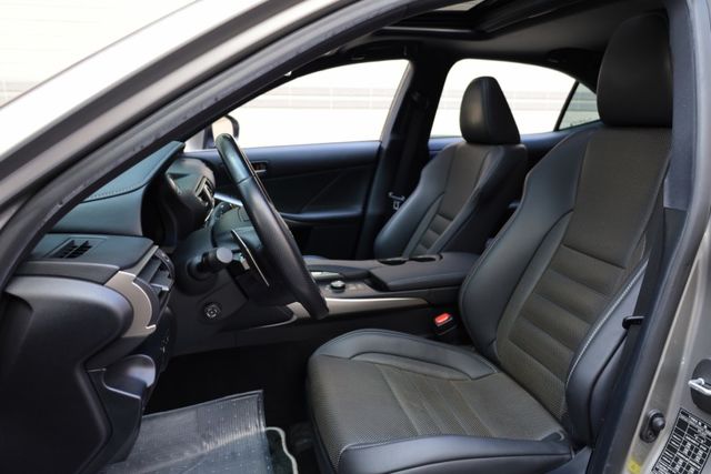 F-sport 頂級Navi 一手車 定期保養 里程保證  第10張相片