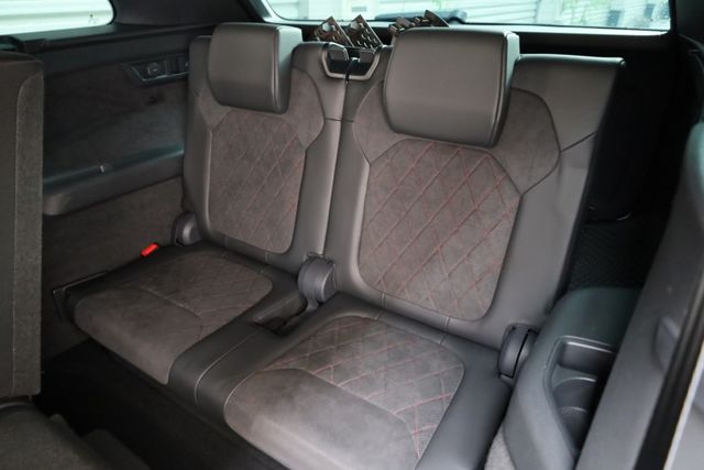 RS 一手車 原鈑件 跑3.6萬 原廠保養 新車保固中  第9張相片