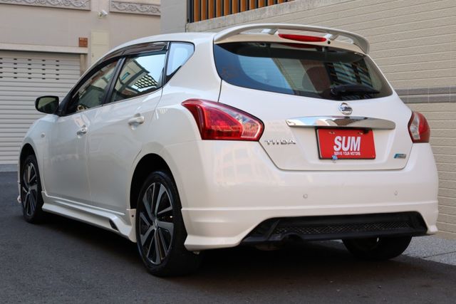 豪華版 IKEY 摸門 空力套件 影音 特仕版鋁圈 跑十一萬 無事故 無泡水 定期保養 里程保證 已認證  第6張相片