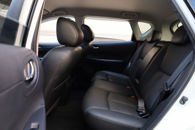 豪華版 IKEY 摸門 空力套件 影音 特仕版鋁圈 跑十一萬 無事故 無泡水 定期保養 里程保證 已認證  第9張相片