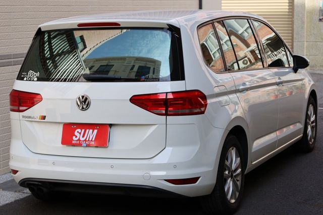 2016年式 280 TSI 小改款 汽油 一手車 原鈑件 跑十一萬 定期保養 里程保證  第6張相片