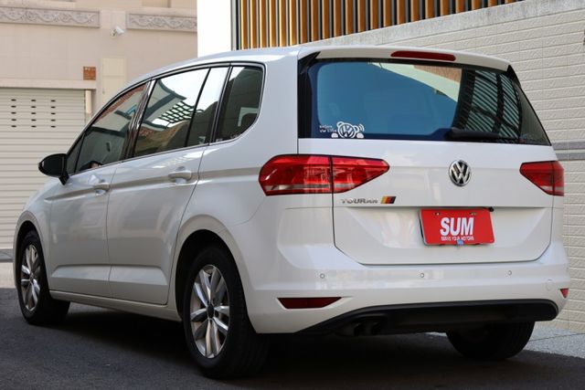 2016年式 280 TSI 小改款 汽油 一手車 原鈑件 跑十一萬 定期保養 里程保證  第8張相片