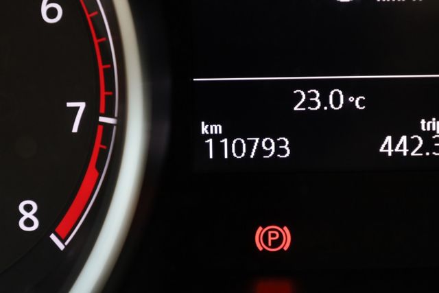 2016年式 280 TSI 小改款 汽油 一手車 原鈑件 跑十一萬 定期保養 里程保證  第17張相片