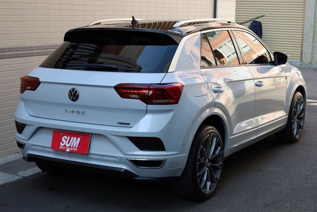 330 TSI R-Line Performance 一手車 跑七萬 原廠保養 里程保證  第5張相片