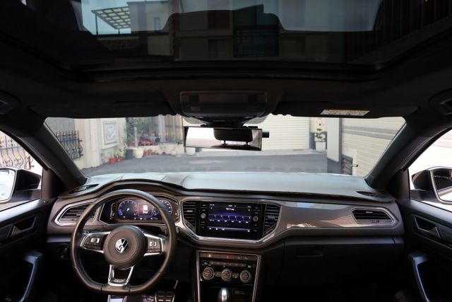 330 TSI R-Line Performance 一手車 跑七萬 原廠保養 里程保證  第12張相片